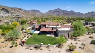 9820 E THOMPSON PEAK Parkway 824, Scottsdale, AZ 85255