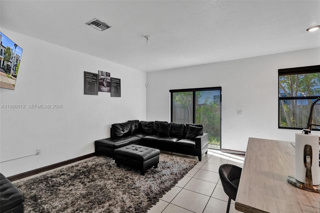 408 NE 212th Ter, Miami, FL 33179