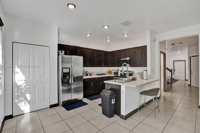 408 NE 212th Ter, Miami, FL 33179