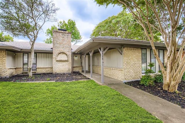 1724 Midcrest Drive, Plano, TX 75075