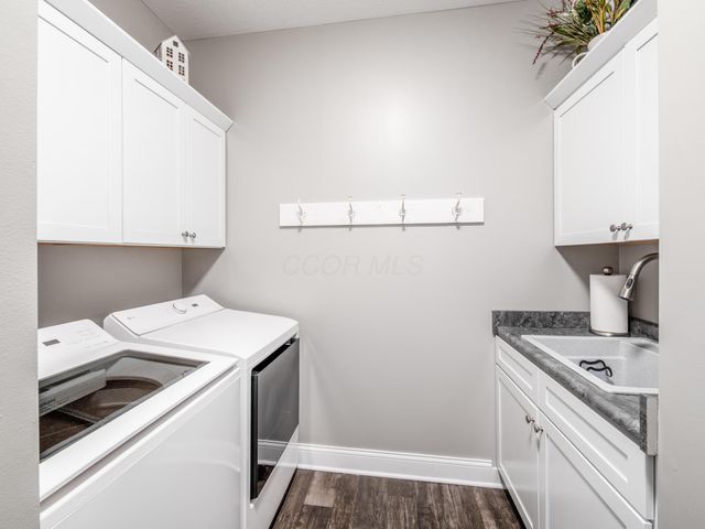 8015 Summitpoint Place, Lewis Center, OH 43035