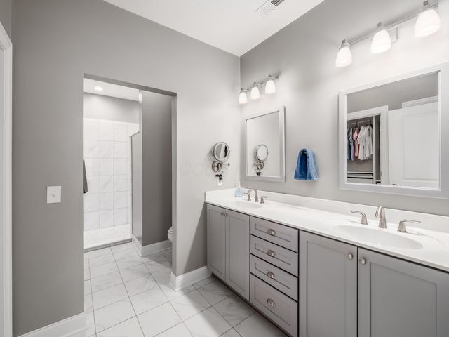 8015 Summitpoint Place, Lewis Center, OH 43035