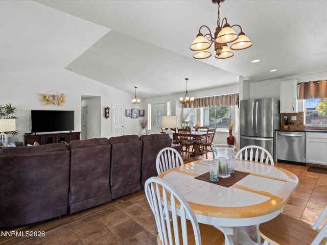 2947 Hot Springs Drive, Minden, NV 89423