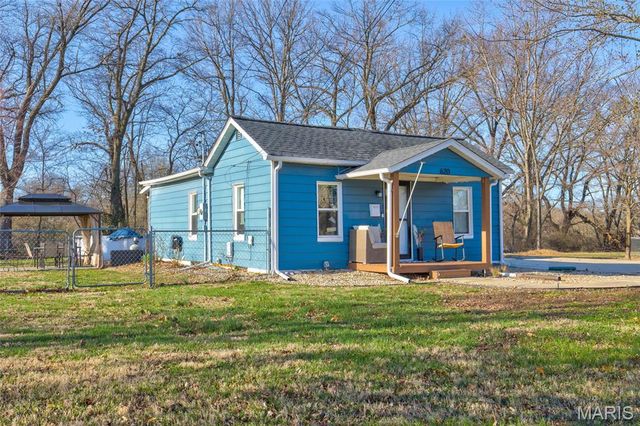 620 Pence Avenue, Cottage Hills, IL 62018