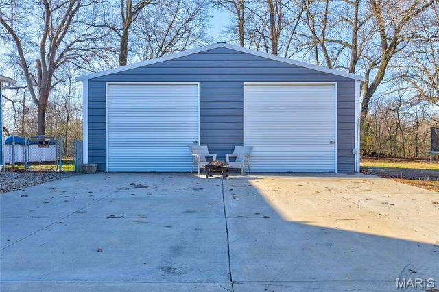 620 Pence Avenue, Cottage Hills, IL 62018