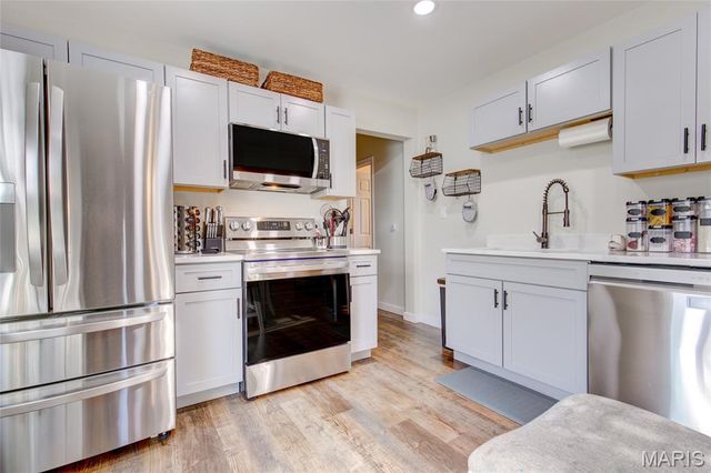 620 Pence Avenue, Cottage Hills, IL 62018