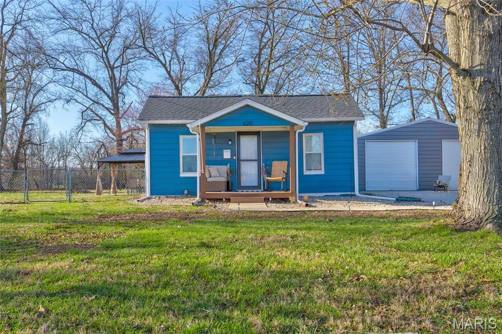 620 Pence Avenue, Cottage Hills, IL 62018