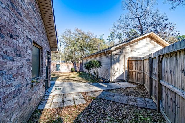 103 Whippoorwill Drive, Livingston, TX 77351