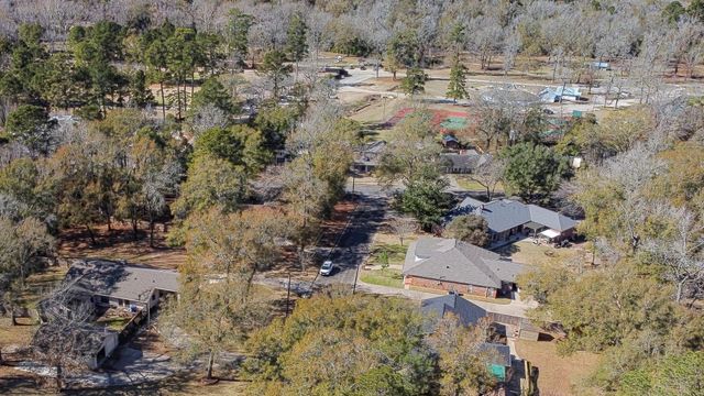 103 Whippoorwill Drive, Livingston, TX 77351