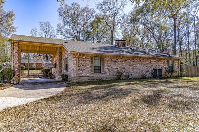 103 Whippoorwill Drive, Livingston, TX 77351