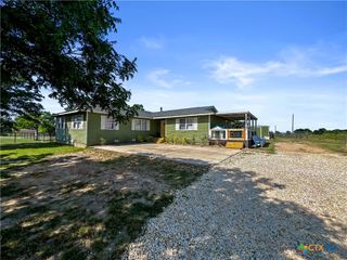 9858 E US Highway 190, Rogers, TX 76569