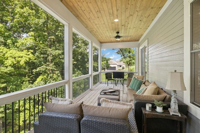 1556 Heller Rdg, Spring Hill, TN 37174