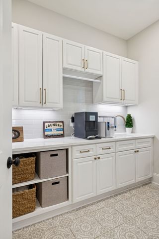 1556 Heller Rdg, Spring Hill, TN 37174