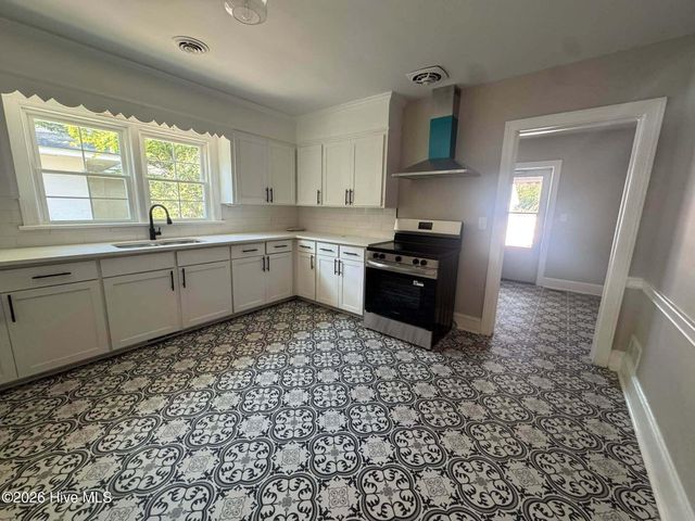 521 S Taylor Street, Rocky Mount, NC 27803