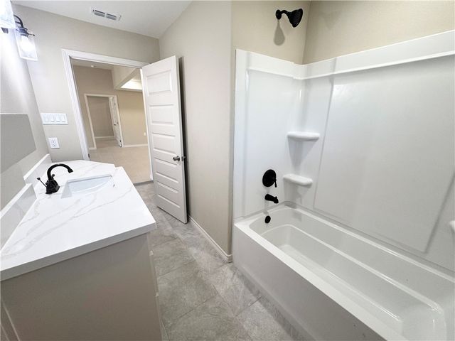 5649 Hampshire, Corpus Christi, TX 78408