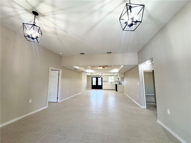 5649 Hampshire, Corpus Christi, TX 78408