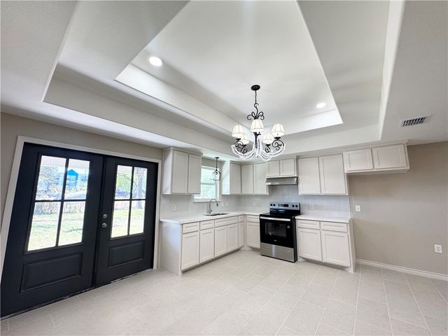 5649 Hampshire, Corpus Christi, TX 78408