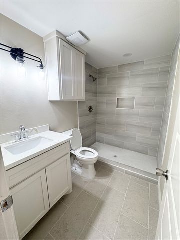 5649 Hampshire, Corpus Christi, TX 78408