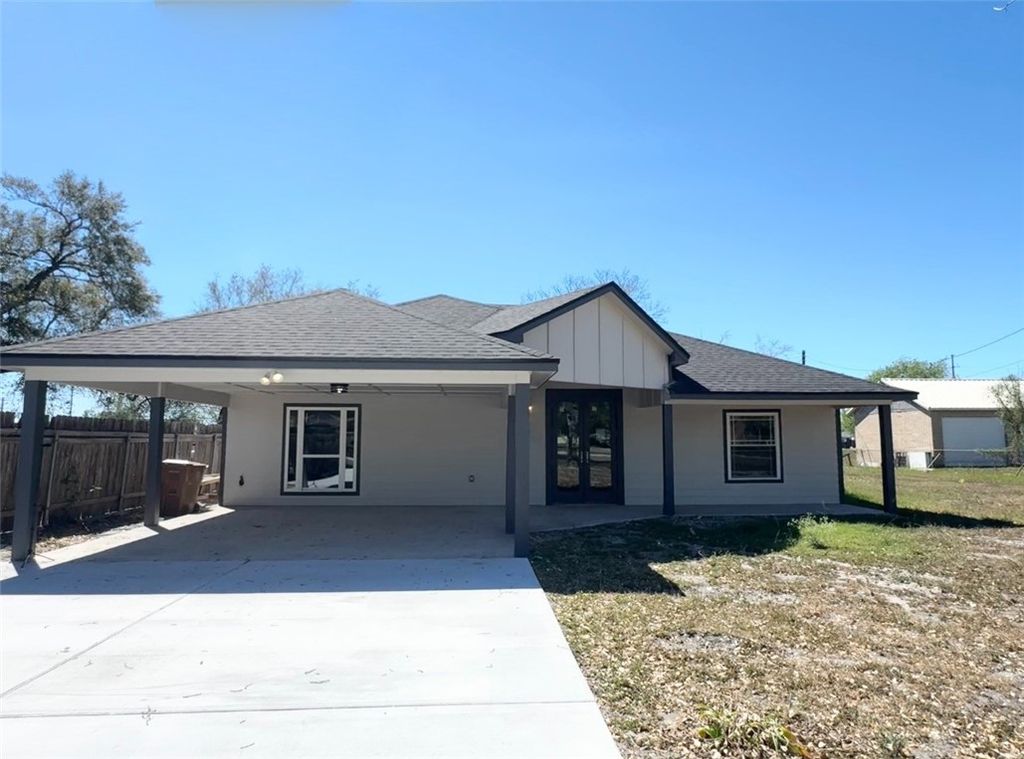 5649 Hampshire, Corpus Christi, TX 78408