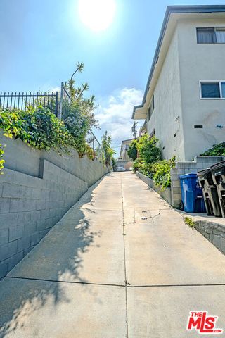 626 N La Fayette Park Place, Los Angeles, CA 90026