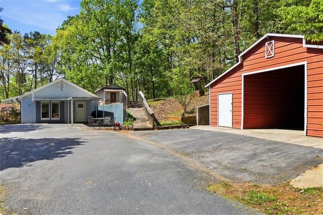 4136 Town Creek Road, Cleveland, GA 30528