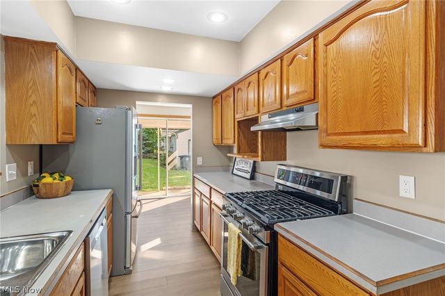 2644 Terrace Avenue, Akron, OH 44312