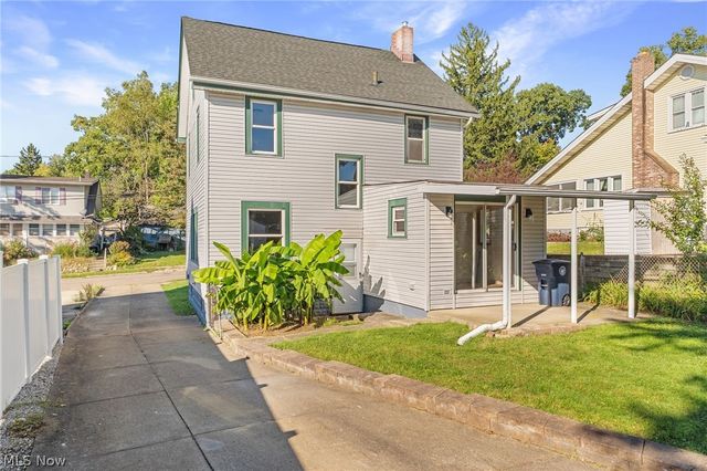2644 Terrace Avenue, Akron, OH 44312