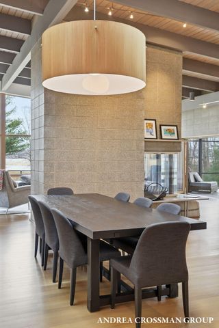 6465 Sandhill Lane, Saugatuck Twp, MI 49408