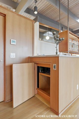 6465 Sandhill Lane, Saugatuck Twp, MI 49408