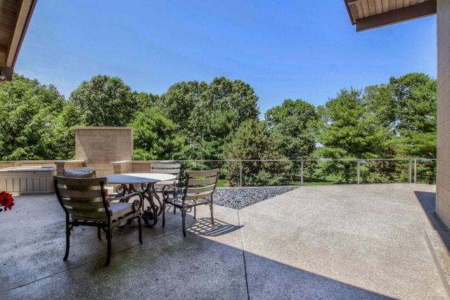 6465 Sandhill Lane, Saugatuck Twp, MI 49408