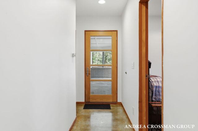 6465 Sandhill Lane, Saugatuck Twp, MI 49408