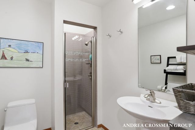 6465 Sandhill Lane, Saugatuck Twp, MI 49408