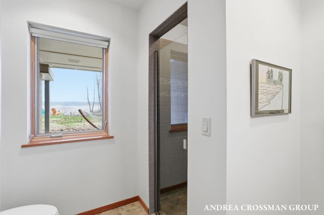 6465 Sandhill Lane, Saugatuck Twp, MI 49408