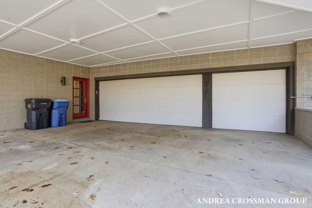 6465 Sandhill Lane, Saugatuck Twp, MI 49408