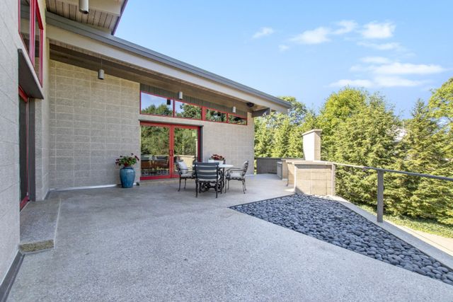 6465 Sandhill Lane, Saugatuck Twp, MI 49408