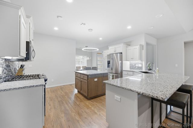 10116 S 229th East Avenue, Broken Arrow, OK 74014