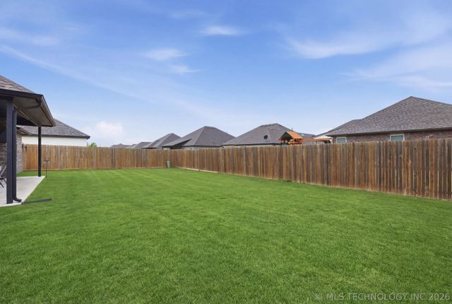 10116 S 229th East Avenue, Broken Arrow, OK 74014