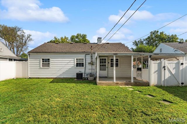 1409 Bel Aire Drive, Belleville, IL 62220