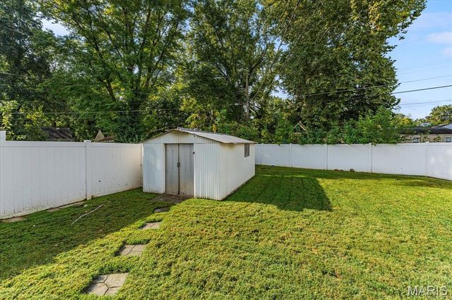 1409 Bel Aire Drive, Belleville, IL 62220