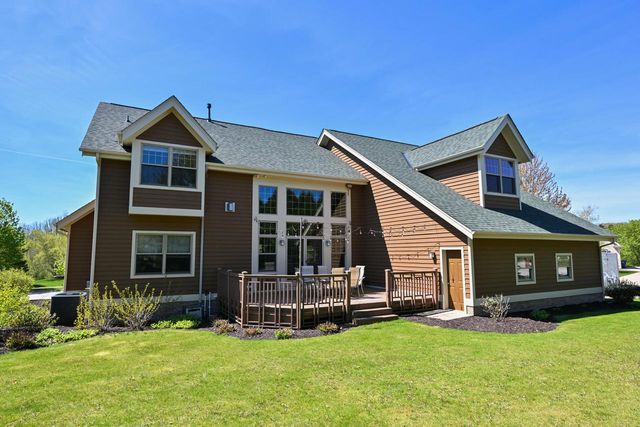 304 Nautica DRIVE, Port Washington, WI 53074