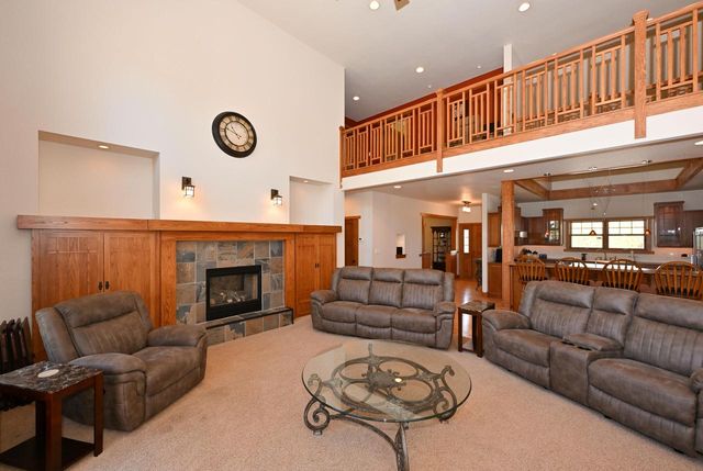 304 Nautica DRIVE, Port Washington, WI 53074