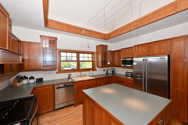304 Nautica DRIVE, Port Washington, WI 53074