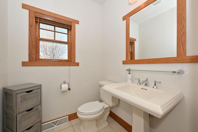 304 Nautica DRIVE, Port Washington, WI 53074