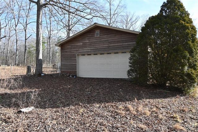 1726 Garner Road, Denton, NC 27239