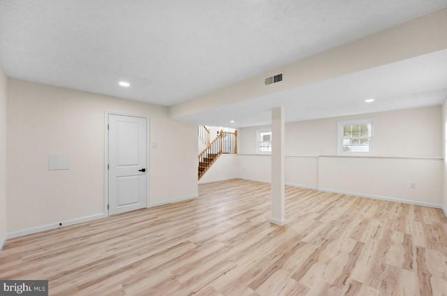 27 DOVER LN, Sicklerville, NJ 08081