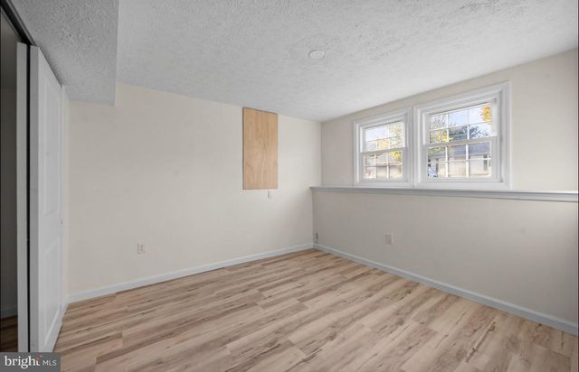 27 DOVER LN, Sicklerville, NJ 08081