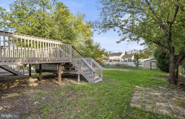 27 DOVER LN, Sicklerville, NJ 08081