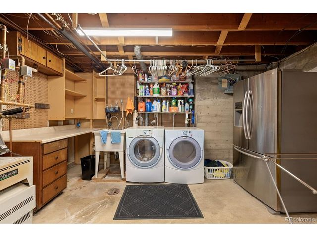 453 Allison St, Lakewood, CO 80226