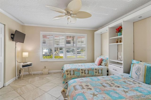 6085 BAHIA DEL MAR BOULEVARD 106, St Petersburg, FL 33715