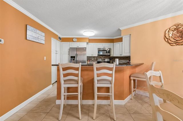 6085 BAHIA DEL MAR BOULEVARD 106, St Petersburg, FL 33715